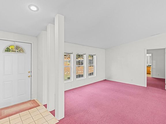 5th image of 5648 Foothill Blvd Space 34