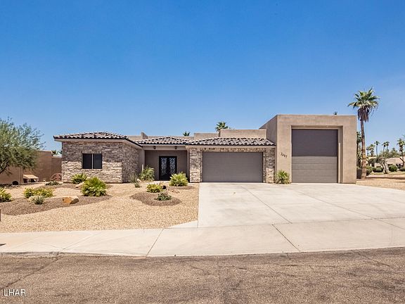 3rd image of 2497 Wood Ln