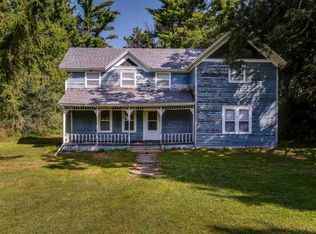 N3899 9th Dr, Hancock, WI 54943