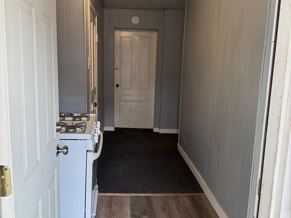 1st image of 1318 E Main St #3