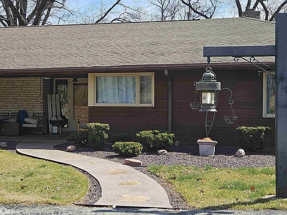 2nd image of 7 Mahaska Rd