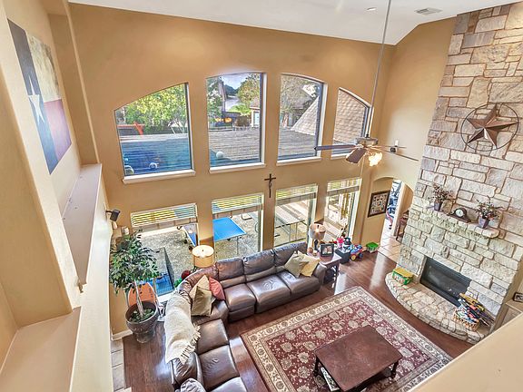 4th image of 2606 Broken Creek Ct