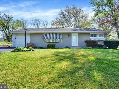 2833 Anita Dr, Dover, PA, 17315