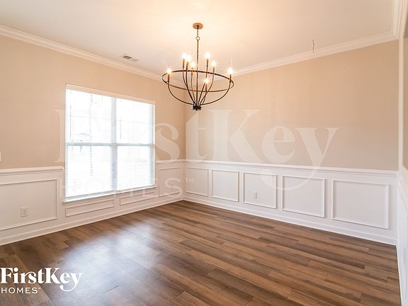 5th image of 415 Sanctuary Park Dr