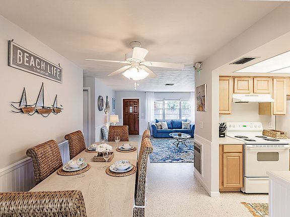 5th image of 141 Mid Island Dr