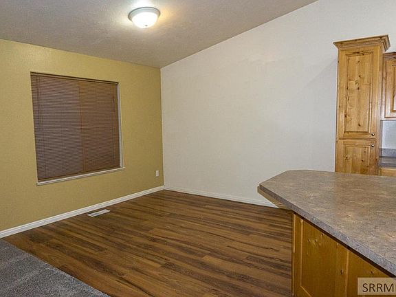 3rd image of 3996 E Clearfield Ln
