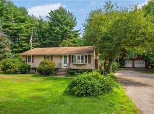 95 Round Top Rd, Burrillville, RI 02830