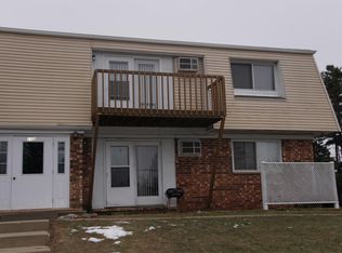 1120 19th St #6, Reedsburg, WI 53959