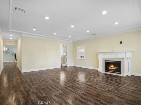 1025 E San Jose Ave, Burbank, CA 91501