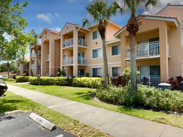 221 Palm Dr #108, Pt Saint Lucie, FL 34986