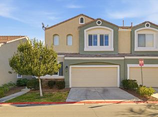 972 Prestwick St, Las Vegas, NV 89145