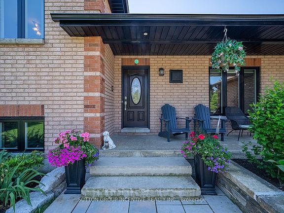 2nd image of 1277 Sunnidale Rd