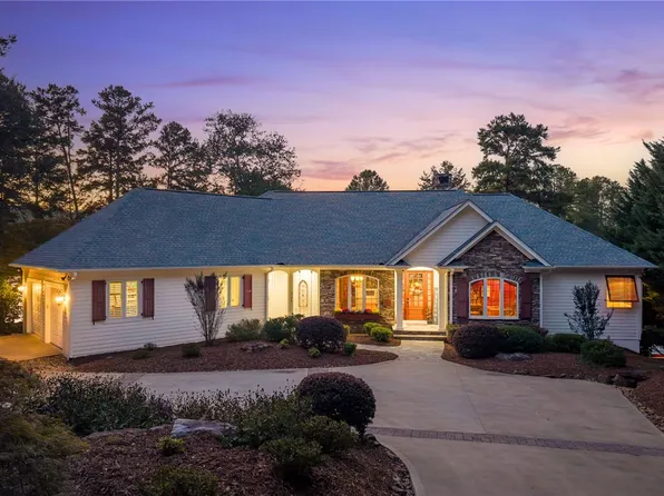 312 Shorewinds Ct, Seneca, SC 29672