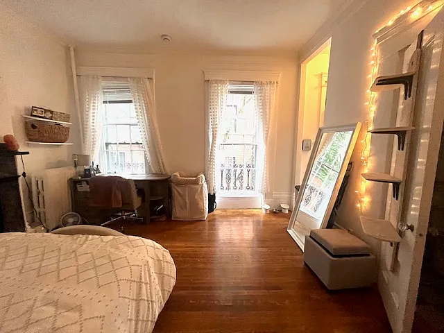 Studio, $2,325 — Photo 3