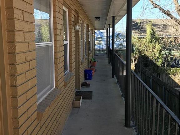 2nd image of 1118 Monroe St APT 6