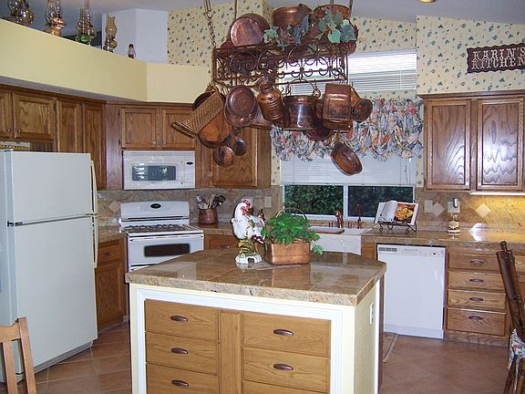 Gourmet Kitchen