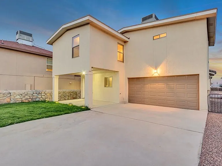 3925 Hueco Valley Dr — Photo 2