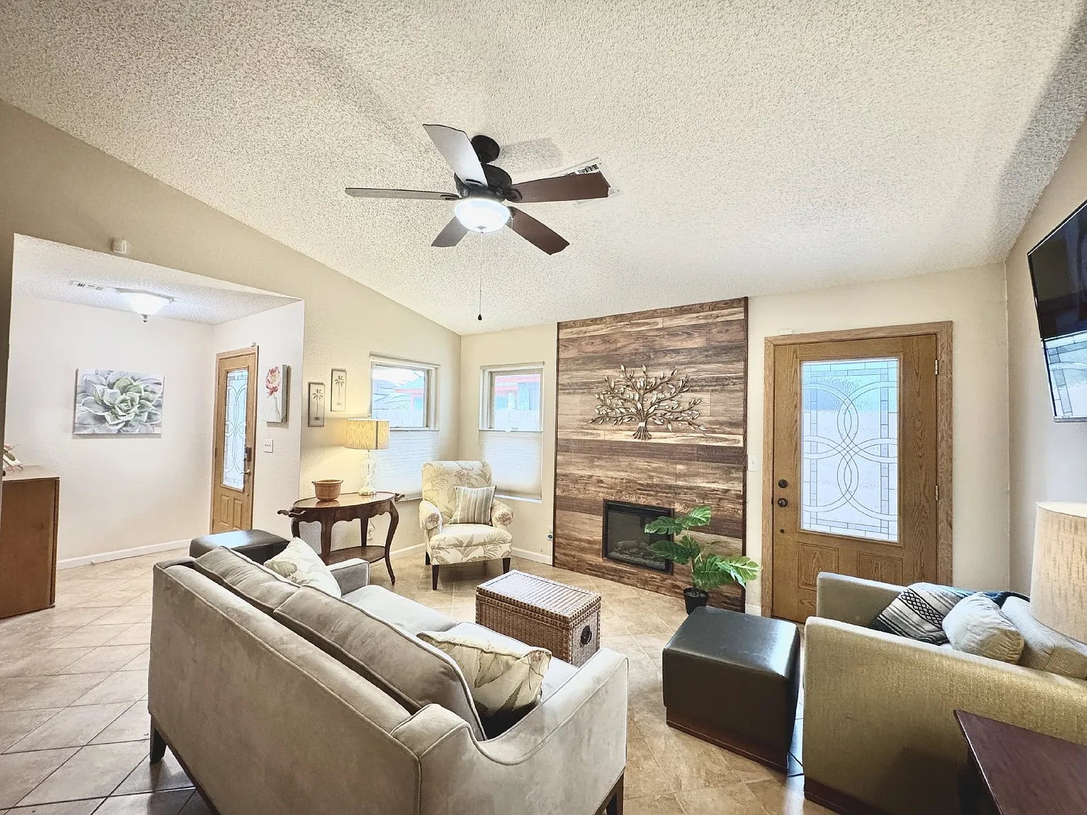 2 bed, 2.0 bath, 966 sqft, $2,295 — Photo 4