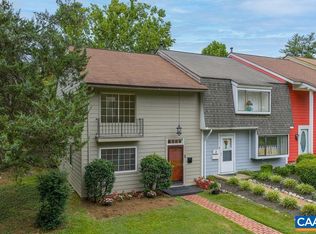 1 Woodlake Dr, Charlottesville, VA 22901
