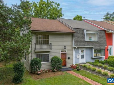 1 Woodlake Dr, Charlottesville, VA, 22901