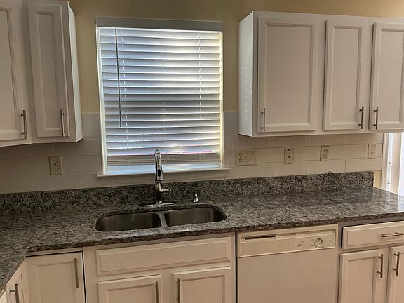 5th image of 9711 Bon Haven Ln