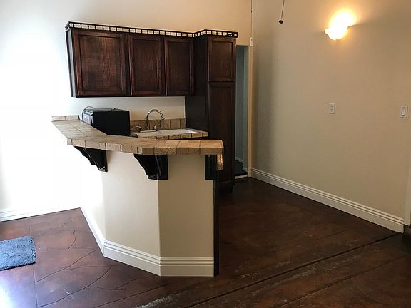 4th image of 7865 Sorrel Ln