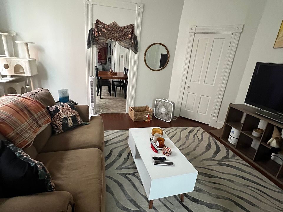 1st image of 2332 Chickasaw St APT 2