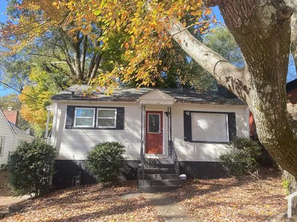 2495 Jewel St, East Pt, GA 30344