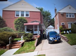 83-30 249th St #1, Bellerose, NY 11426