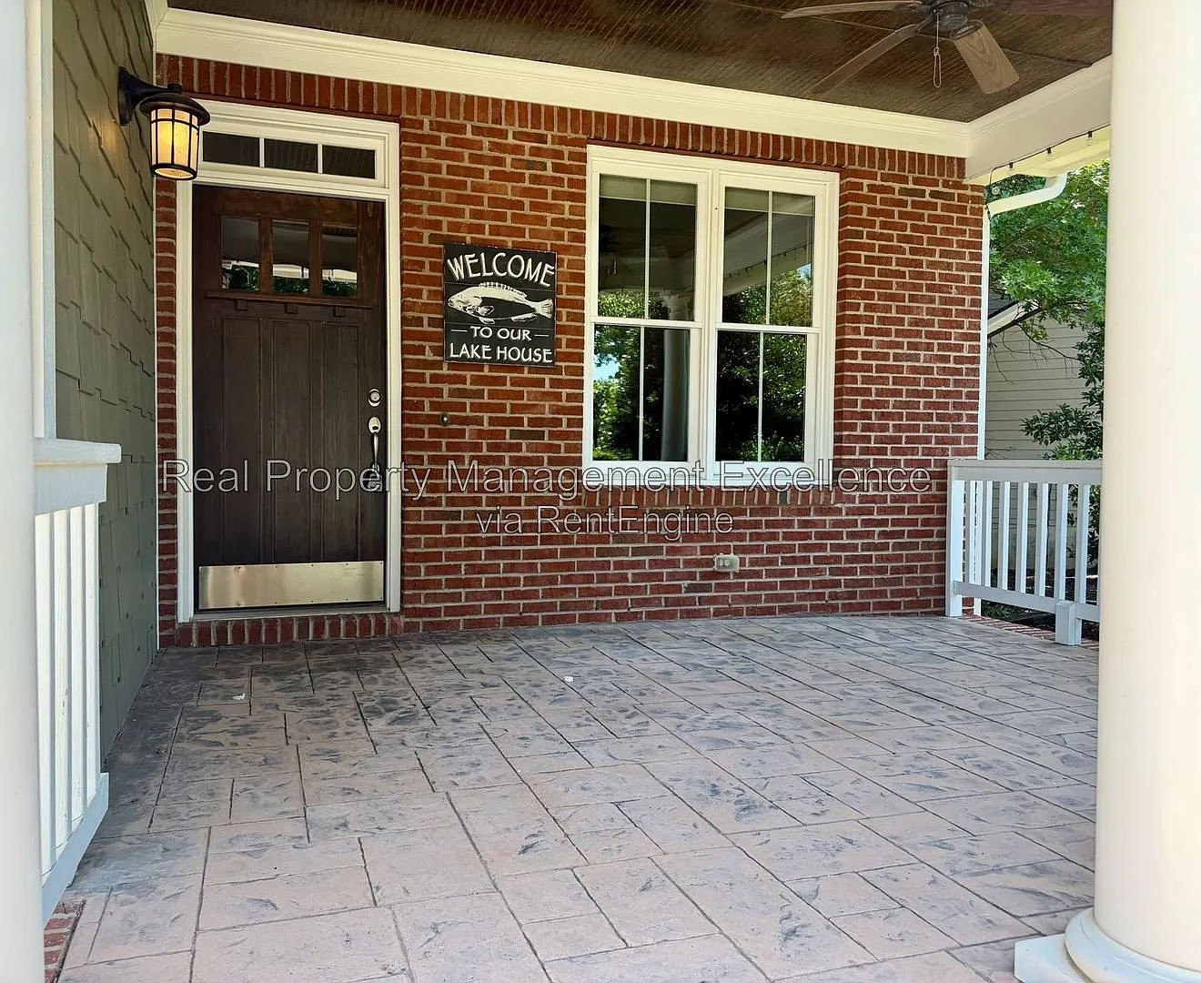 3 bed, 2.5 bath, 2338 sqft, $2,495 — Photo 3