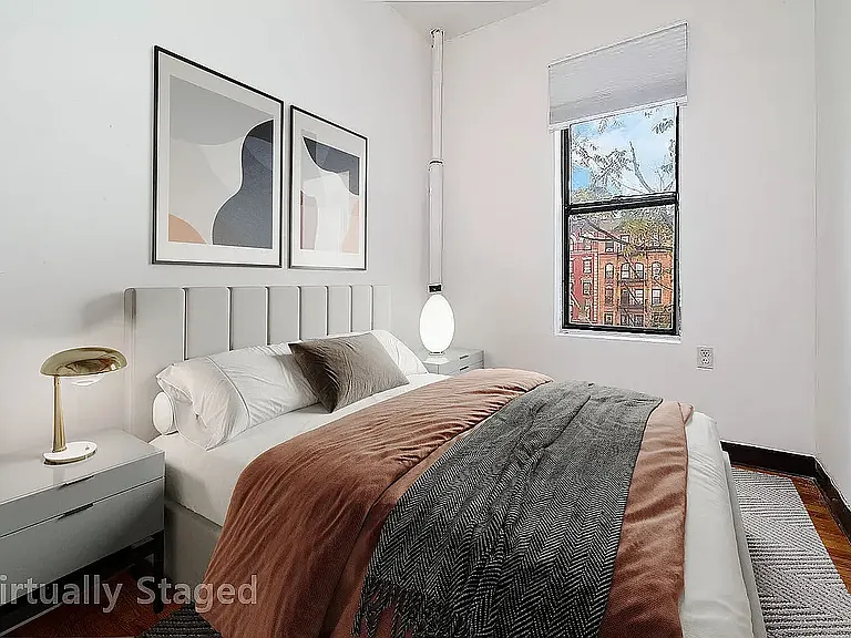 328 E 14th St #15 — Photo 5