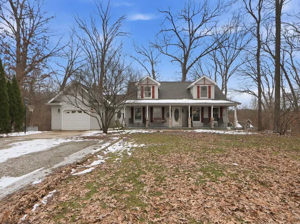 18273 Chickasaw Trl, Culver, IN 46511