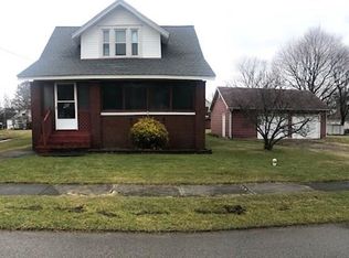 22 Elm St, Bessemer, PA 16112