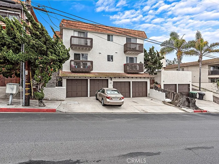 112 E Avenida San Gabriel #3 — Photo 3