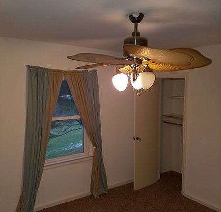3rd image of 3301 W Maryland St