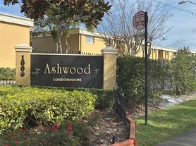 1000 Lake Of The Woods, Casselberry, FL
