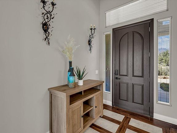 5th image of 401 W Silver Hills Rd