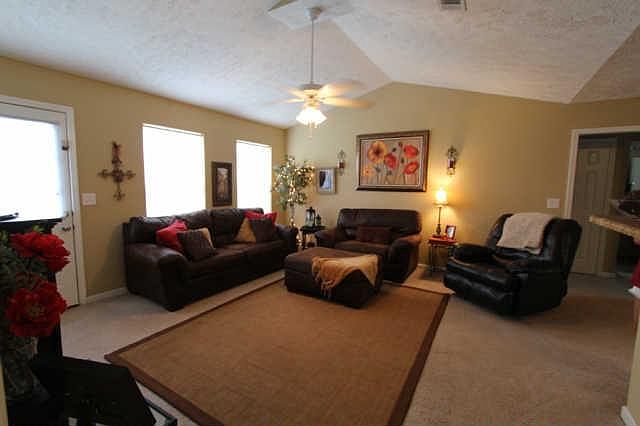 1st image of 1206 Bairdscorner Dr