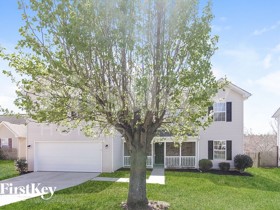 1st image of 2653 Amber Crest Dr