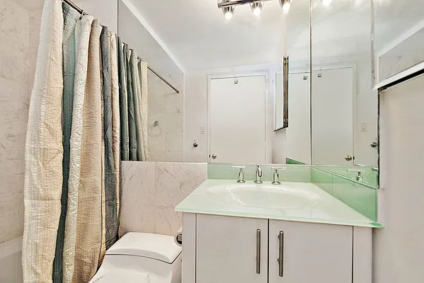 Rented by Keller Williams NYC | media 30