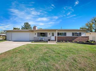 2918 Lourdes Dr, Saint Louis, MO 63125