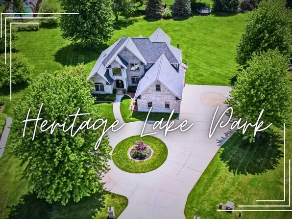 1293 E Legacy Ln, Winona Lake, IN 46590