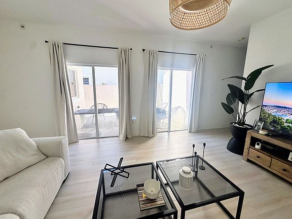 Living room with courtyard