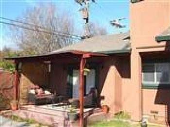 5th image of 5123 Sandburg Dr