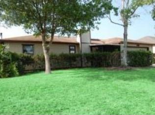 1037 Altamira St NW, Palm Bay, FL 32907