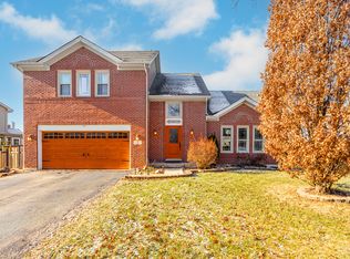 2 Callery Ct, Bolingbrook, IL 60490