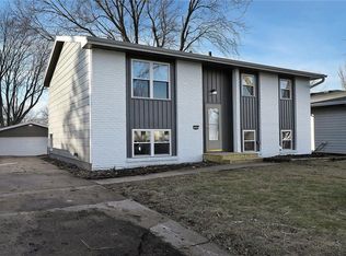 404 NW Morningside Dr, Grimes, IA 50111