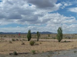 3996 N San Pedro Rd, Golden Valley, AZ 86413