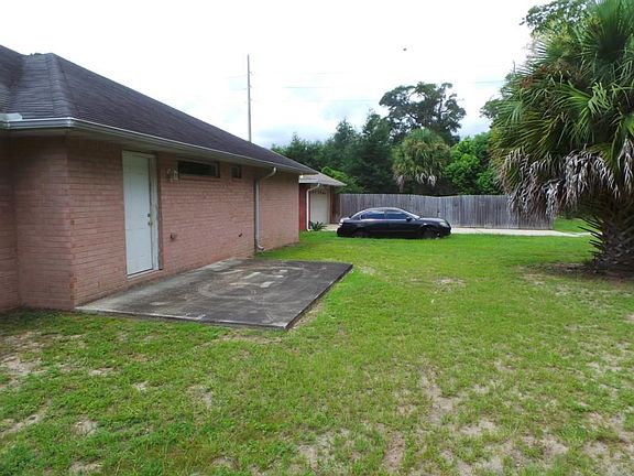 2nd image of 810 W Moreno St