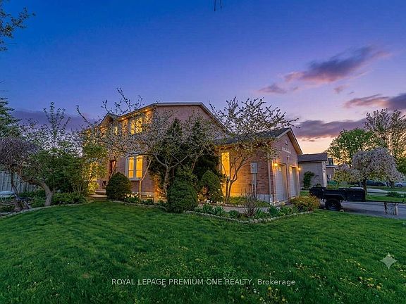 2nd image of 25 Sir Lancelot Ct